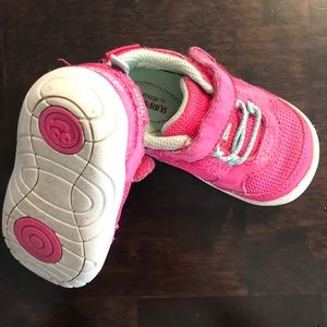 Pink baby shoes